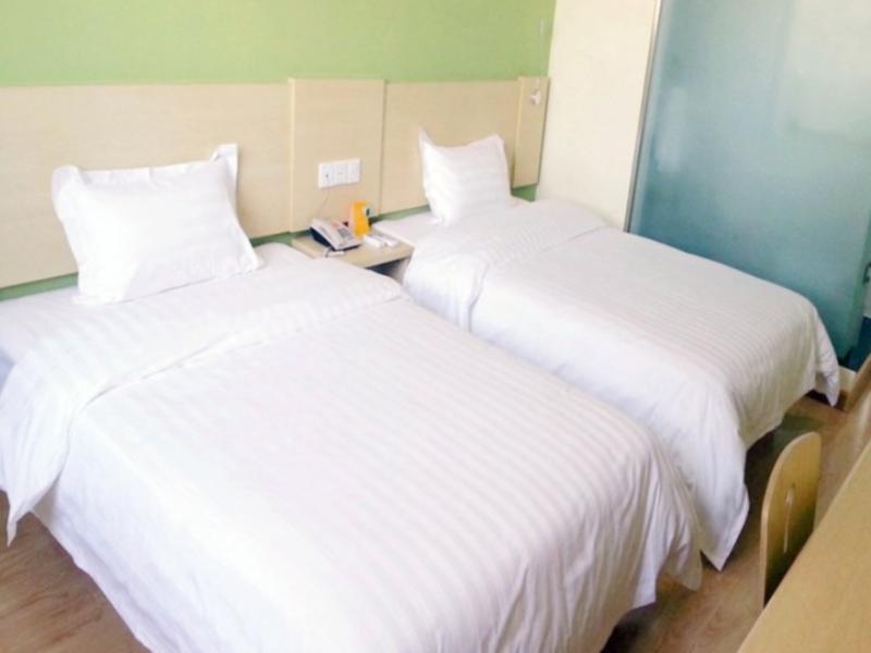 7Days Inn Sanqiao Hou Ba Гуйян Экстерьер фото